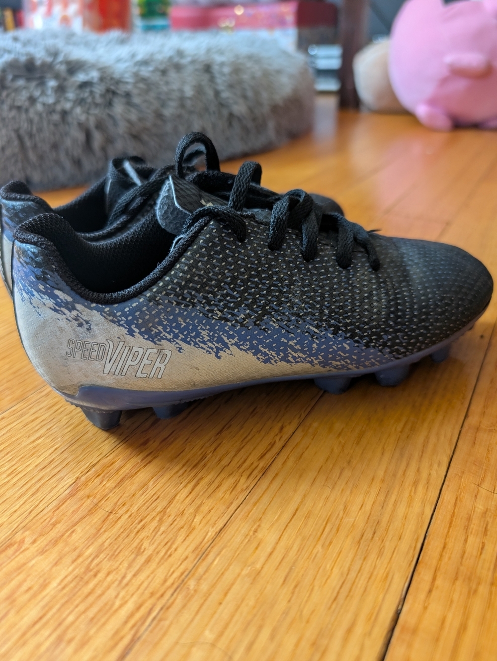 Kids Soccer Cleats - Unisex